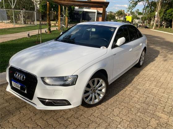AUDI A4 2.0 TFSI ATTRACTION 180CV GASOLINA 4P MULTITRONIC AUDI A4 2.0 TFSI ATTRACTION 180CV GASOLINA 4P MULTITRONIC